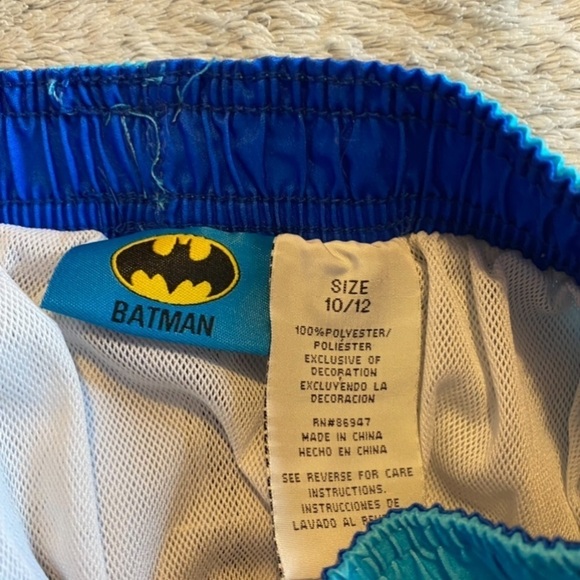 Batman swimming trunks - Picture 3 of 3